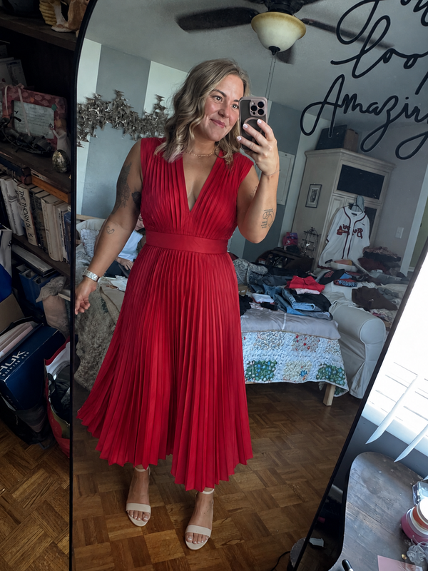 Lauren wearing Reloura