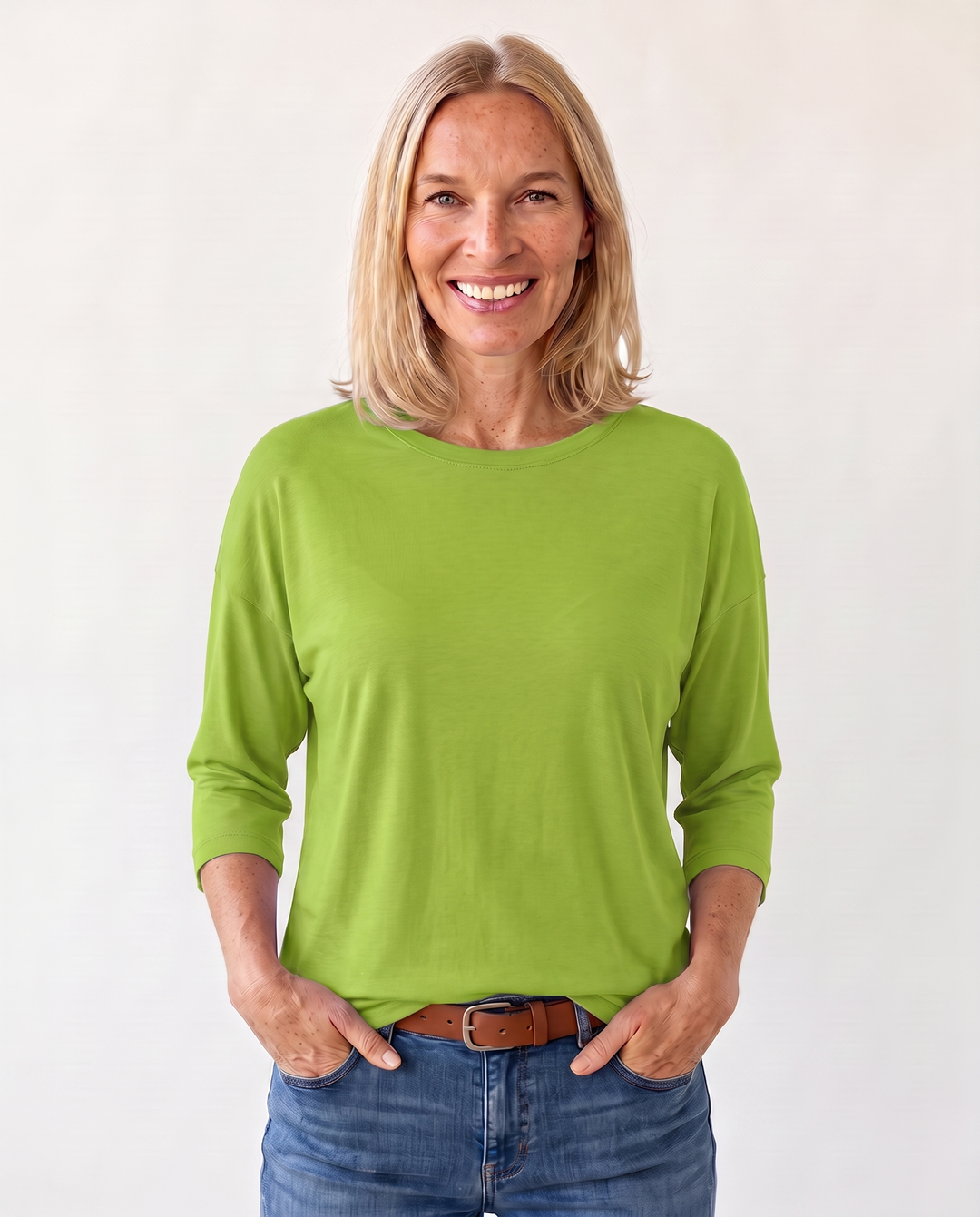 Louisa Prentice | Round Neck Three-Quarter Sleeve Top