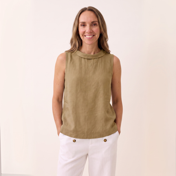 Aurore Delombre | Sleeveless Roll Collar Top